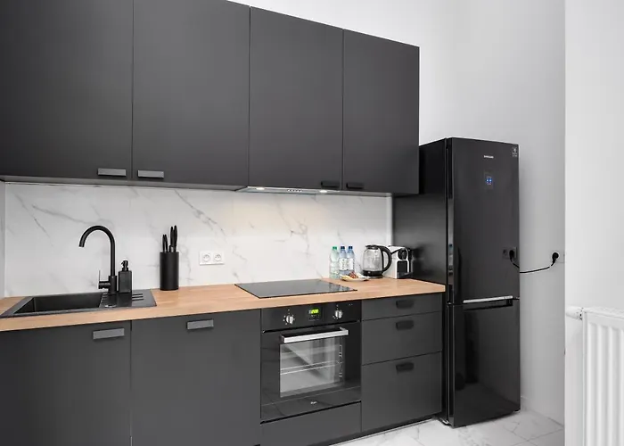 Nadolnik 2-bedroom By Bookinghost 아파트 *