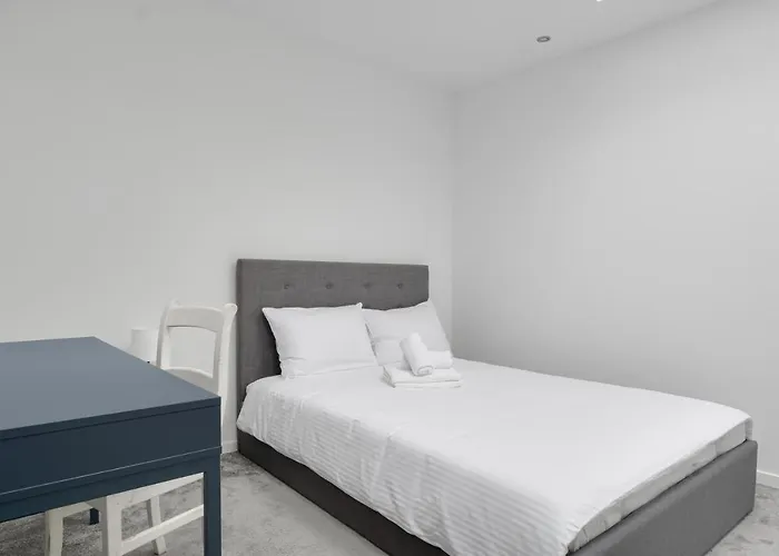 Nadolnik 2-bedroom By Bookinghost 포즈난