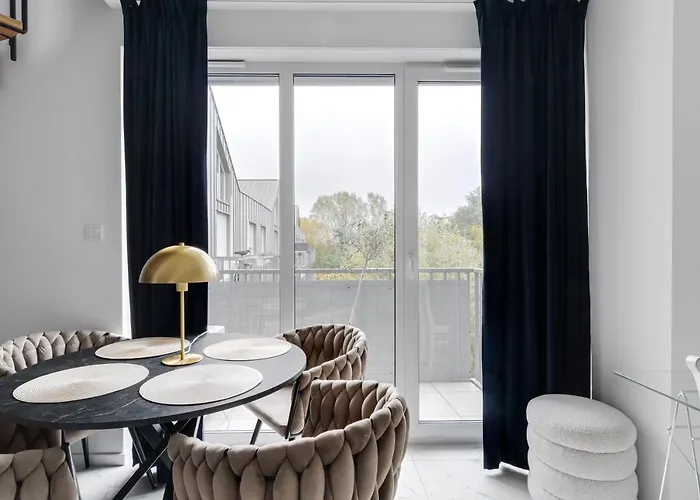 Nadolnik 2-bedroom By Bookinghost 아파트 *