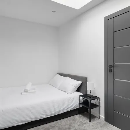 Nadolnik 2-bedroom Poznan